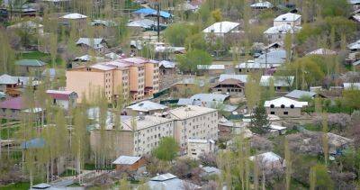 Эмомали Рахмон - Строительство второго корпуса школы №8 города Хорог завершится в августе 2023 года - dialog.tj - Таджикистан - Хорог