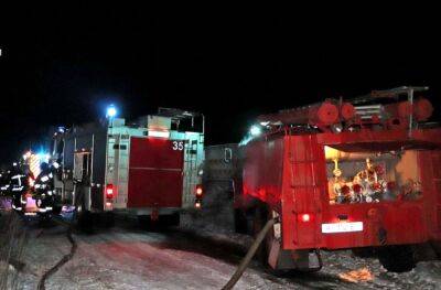 Взрыв прогремел в доме под Киевом, слетелись пожарные: фото с места ЧП - politeka.net - Украина - Киев - Киевская обл.