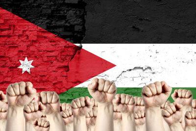Иорданию сотрясают протесты. Убит замначальника округа полиции