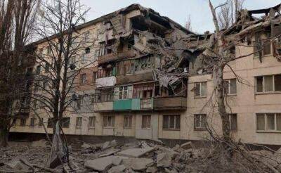 Страшні будні Лисичанська: щоб не замерзнути, люди в квартирах спалюють меблі