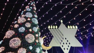 Все елки и рождественские ярмарки Израиля: где увидеть, что интересного