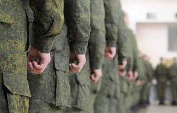 В России засекретили информацию о продлении срока службы в армии