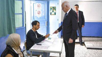 Выборы в Тунисе: явка 8,8%