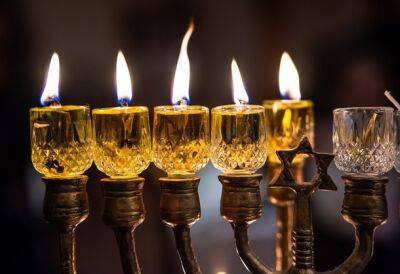Евреи Украины зажгут свечи Хануки, несмотря на войну с Россией