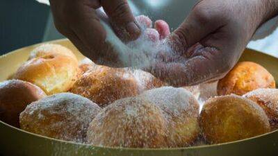 Секрет идеального ханукального пончика раскрыл шеф-повар в Израиле