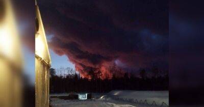 "Хлопки" в Иркутской области РФ: на нефтегазовом месторождении вспыхнул пожар (фото, видео)