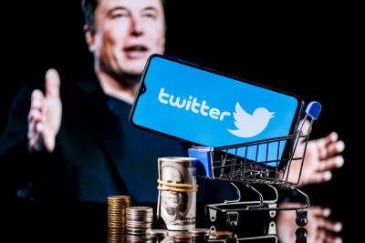 Пользователи «Твиттера» решили уволить Илона Маска