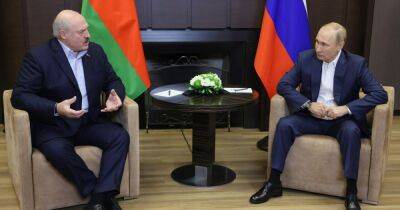 "Ошибки после СССР, вызовы и угрозы": что обсудили Путин и Лукашенко в Минске