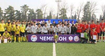 Школьники из Деваштича выиграли турнир среди юношей (U-17)