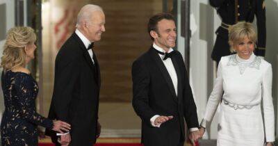69-летняя жена Макрона приехала на прием в Белый дом в наряде от Louis Vuitton