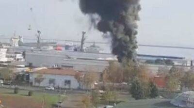 В турецком порту Самсун на Черном море произошел взрыв на нефтяном танкере – СМИ