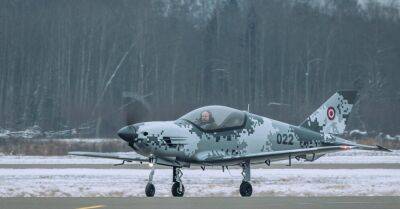 ФОТО: Военно-воздушные силы получили два самолета, произведенных в Латвии
