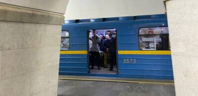 У Києві через різкі перепади напруги виникли перебої в роботі метро: що відомо