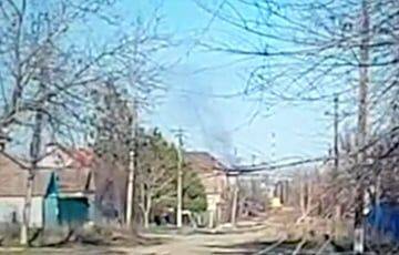 На российской базе в Мариуполе вспыхнул пожар