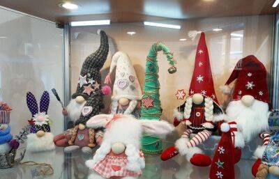Выставка авторских кукол открылась в Твери в библиотеке Герцена
