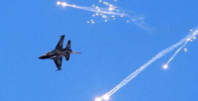 Израиль нанес массированный удар по военным объектам в Сирии
