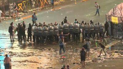 Чемпионский парад в Буэнос-Айресе завершился беспорядками