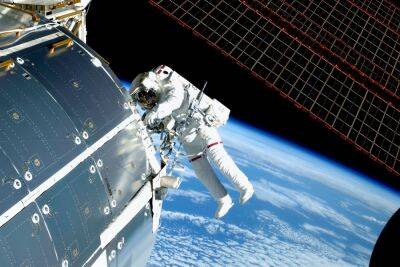 «Роскосмос» отказывается от помощи NASA по эвакуации космонавтов, застрявших на МКС