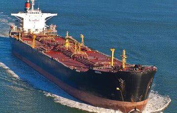 Bloomberg: За неделю экспорт нефти из России упал на 54%