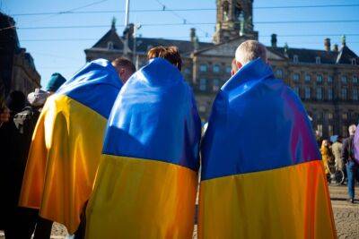 Суд Гааги признал незаконным преференции украинским беженцам в Нидерландах