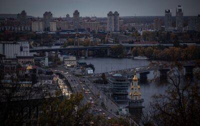Світло в Києві буде максимум по 10 годин на добу: оцінка експерта
