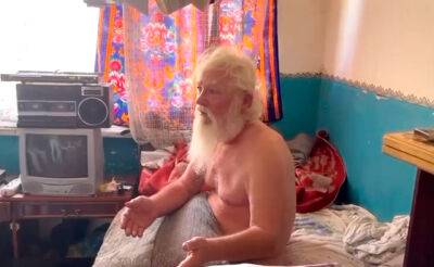 Всем наплевать. 77-летний пенсионер в Чирчике уже два года обивает пороги чиновников, чтобы получить паспорт
