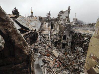 В Мариуполе оккупанты снесли половину драмтеатра, разбомбленного ими в марте – Андрющенко
