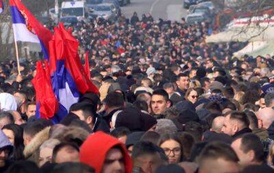 Сербські протестувальники висунули три умови для розбору барикад на півночі Косова