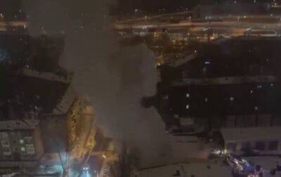 У Москві спалахнула пожежа у військовій частині (відео)