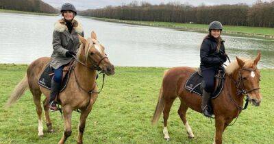 Иванка Трамп вместе с дочкой покатались на лошадях