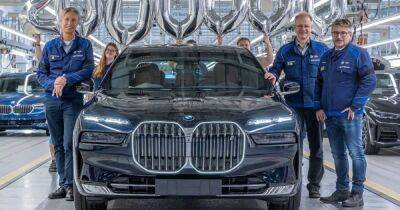 BMW выпустили двухмиллионный седан 7 Series (фото)