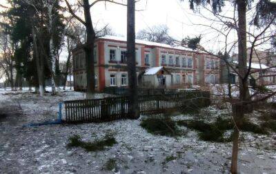Росіяни вдарили по одному із сіл Сумської області: є руйнування (фото)