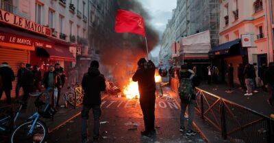 В Париже француз убил троих курдов: в городе начались столкновения с полицией (видео)
