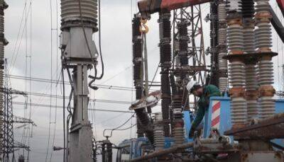 "Укрэнерго" ввело лимиты потребления электроэнергии для всех областей: "Самая сложная ситуация..."