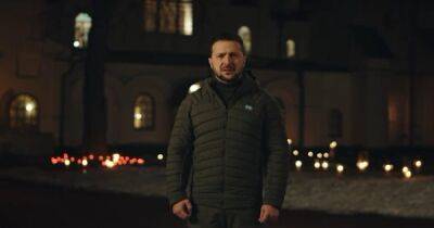 "Мы не будем ждать чуда, мы будем творить его сами": Зеленский поздравил украинцев с наступающим Рождеством (ВИДЕО)