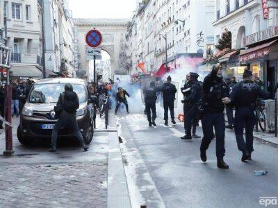 В Париже в ходе беспорядков после убийства трех курдов ранения получил 31 полицейский и один демонстрант