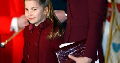 Принцесса Шарлотта стала звездой рождественского концерта в Вестминстерском аббатстве