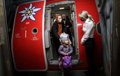 Безкоштовні рейси до Європи для біженців: як потрапити на літак