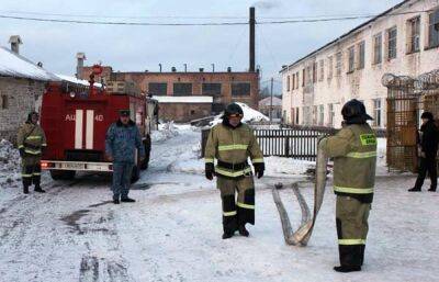 В Нелидовском округе сотрудники колонии и осужденные тушили условный пожар