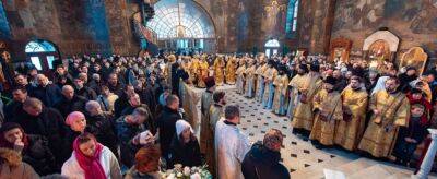 Религиозный фронт: Зеленский хочет запретить Украинскую православную церковь