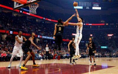 НБА: Хьюстон смог прервать проигрышную серию, Детройт - нет