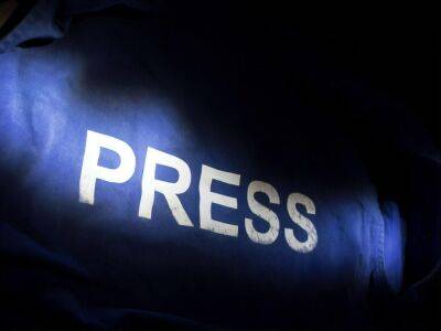 С 24 февраля Россия совершила 467 преступлений против украинских журналистов и медиа – Институт массовой информации