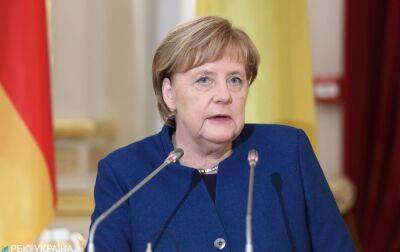 Меркель відповіла на запитання щодо можливості участі у переговорах щодо завершення війни