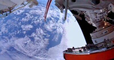 Потрясающий вид с китайской космической станции "Тяньгун": как выглядит Земля из космоса (видео)