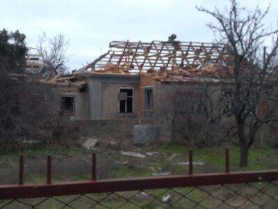 Россияне обстреляли село в Херсонской области: ранены три человека, в том числе 14-летний ребенок – ОП