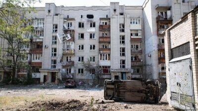 На відео показали будинки одного з районів Сєвєродонецька - обстановка гнітюча