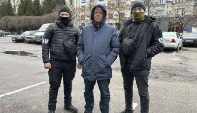 На Харківщині колаборанти допомагали окупантам перекидати військові ешелони в Україну