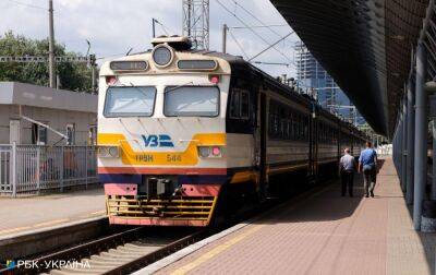 УЗ повідомила про затримку потягів в декількох регіонах України