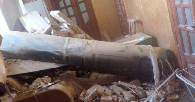 Чудом не взорвалась: в селе под Ивано-Франковском ракета прилетела в жилой дом, — ОП (фото)