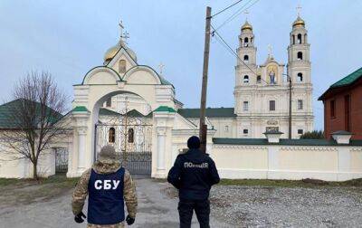 СБУ обыскивает храмы УПЦ МП в Хмельницкой области